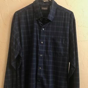 Van Heusen Mens shirt long sleeve Like New